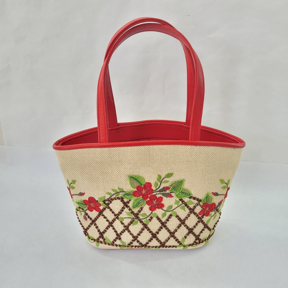 Isabella Fiore Beaded Purse - Woven Straw Red Patent Leather Lattice Flower